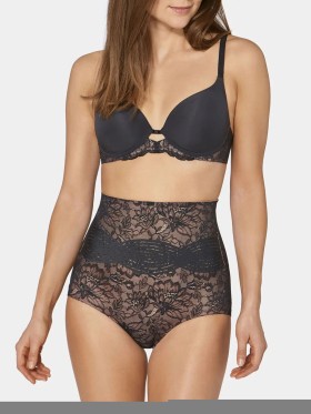 PODPRSENKA TRIUMPH AMOURETTE CHARM WHP01