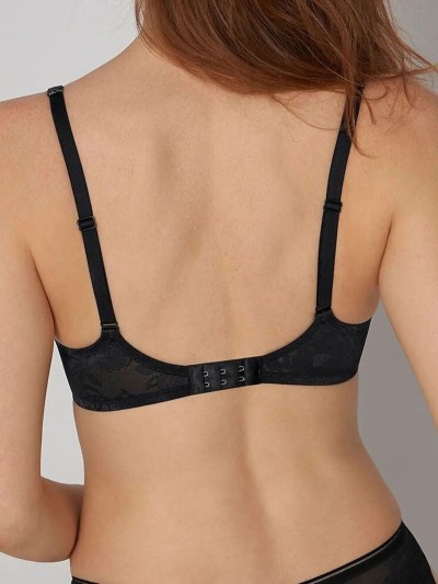 BIUSTONOSZ TRIUMPH WILD ROSE SENSATION W01