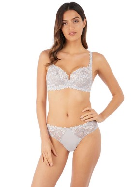 BH WACOAL EGLANTINE WEBFA662