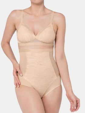 FIGI TRIUMPH AIRY SENSATION HIGHWAIST PANTY 01 MODELUJĄCE