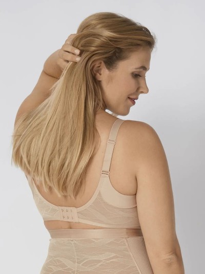 PODPRSENKA TRIUMPH AIRY SENSATION WP