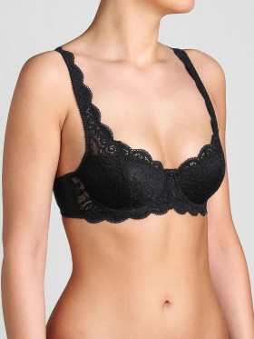 BIUSTONOSZ TRIUMPH AMOURETTE 300 WHP