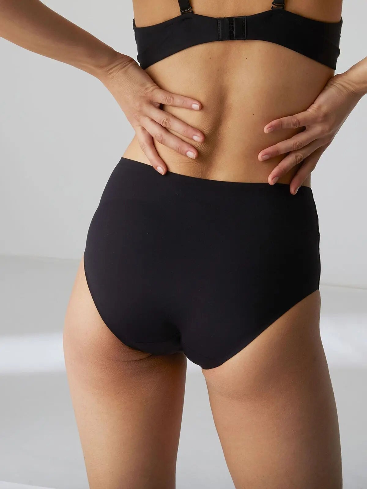 FIGI SIMONE PERELE ESSENTIEL 13V610