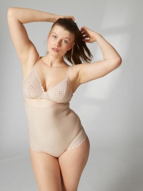 KALHOTKY SIMONE PERELE SUBTILE 19Y774 MODELUJÍCÍ