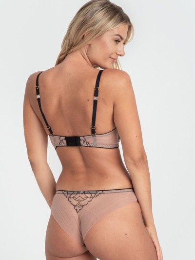 BIUSTONOSZ SAMANTA IRINA A338