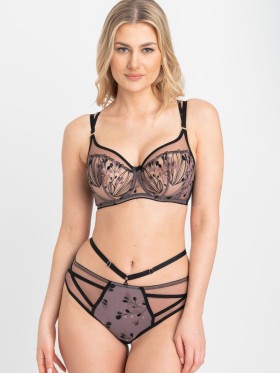 KALHOTKY SAMANTA ILANA M300