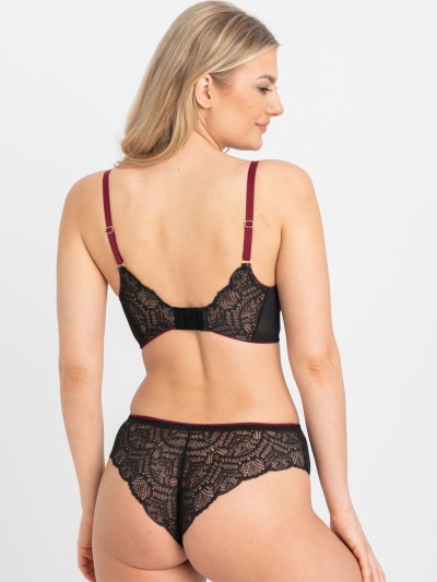 BIUSTONOSZ SAMANTA CHARLOTTE A123