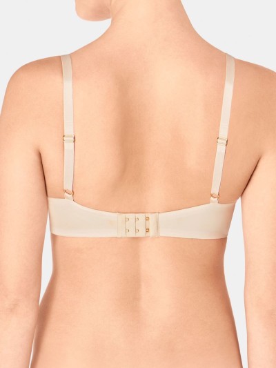 BIUSTONOSZ TRIUMPH BODY MAKE-UP ESSENTIALS WP