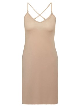 HALKA TRIUMPH BODY MAKE-UP T DRESS 02