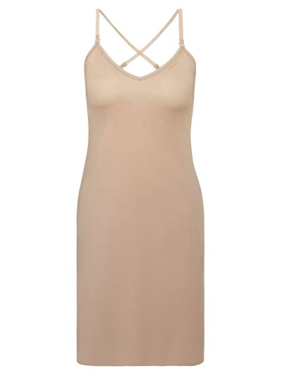 HALKA TRIUMPH BODY MAKE-UP T DRESS 02