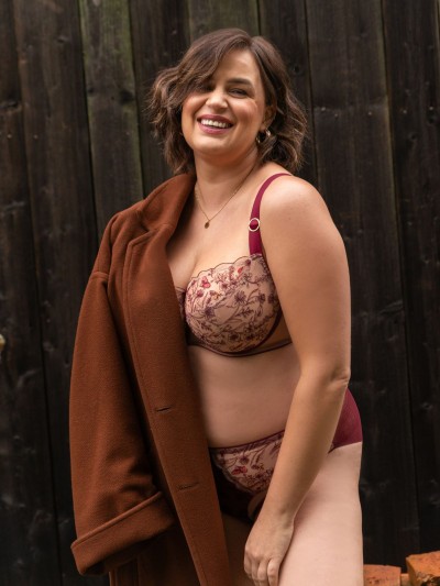 BIUSTONOSZ SAMANTA ADELINA A922