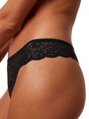TRIUMPH AMOURETTE HIPSTER STRING PANTIES
