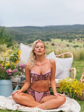 PODPRSENKA SAMANTA CARMEN A143