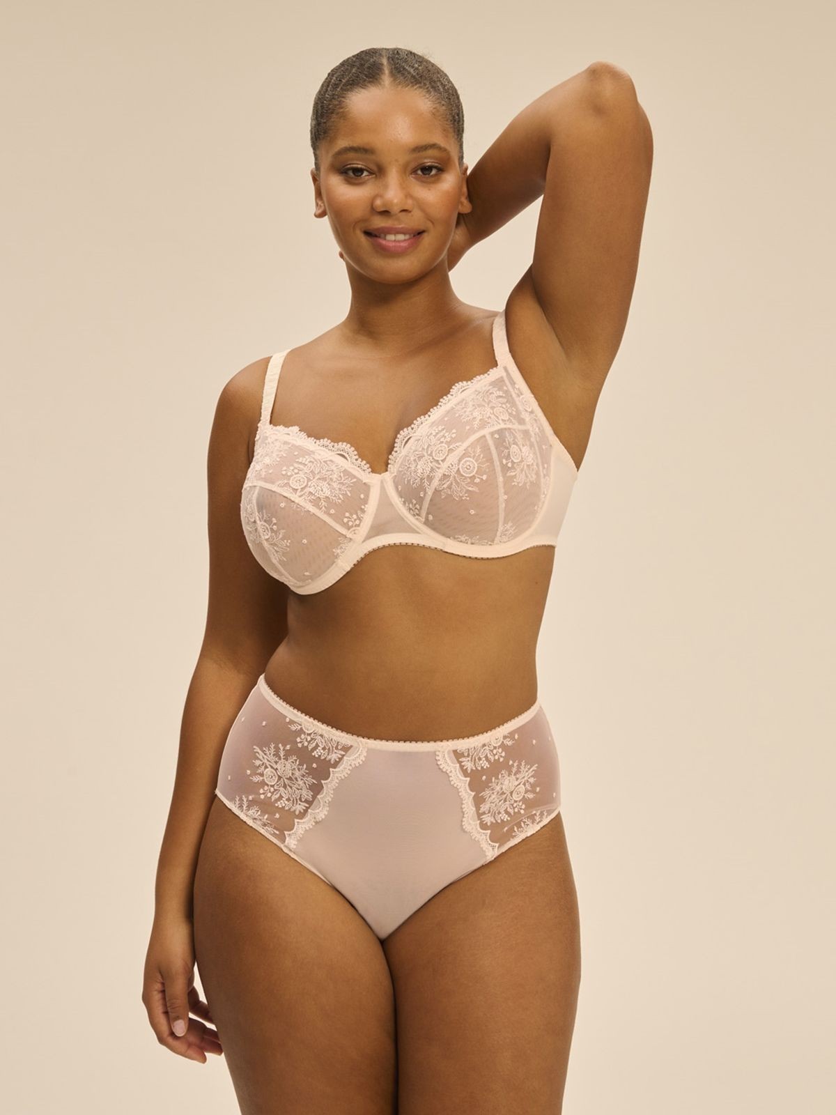 BIUSTONOSZ SIMONE PERELE INTRIGUE 1E2320