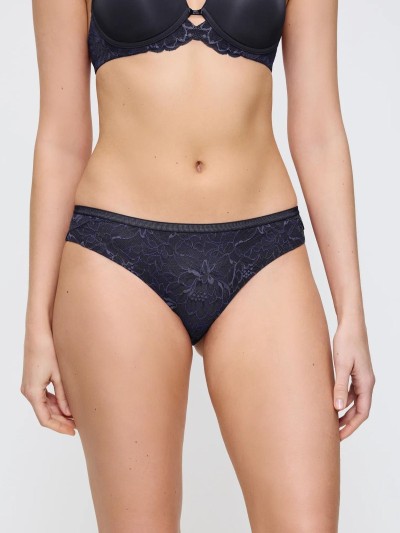 FIGI TRIUMPH AMOURETTE CHARM T BRAZILIAN 01