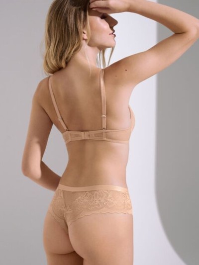 BIUSTONOSZ LISCA EVELYN 020230