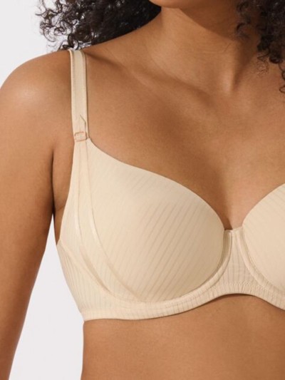 BIUSTONOSZ LISCA LAURA 020325