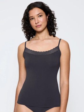 TRIUMPH FEEL OF MODAL SPAGHETTI TOP