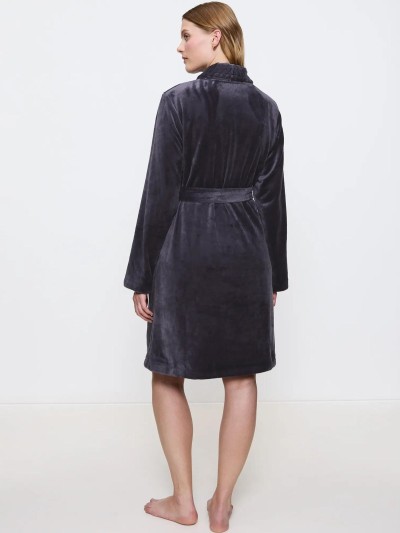 SZLAFROK TRIUMPH ROBES FLEECE ROBE 01