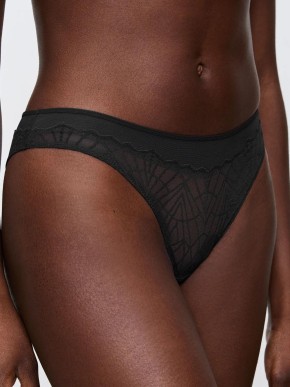 TRIUMPH THONG THAT NIGHT IN VEGAS BRAZILIAN