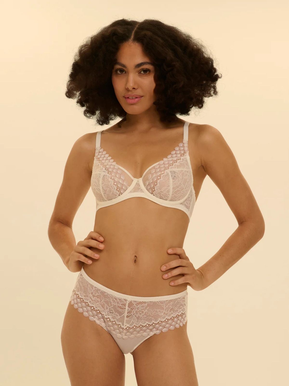 FIGI SIMONE PERELE RADIEUSE 1H1630