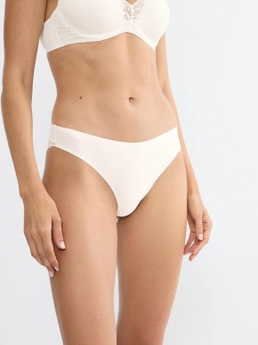 TRIUMPH BODY MAKE-UP ILLUSION LACE HIGHLEG TAI BRIEFS
