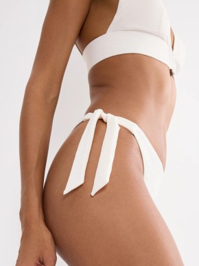 TRIUMPH SUMMER DUNE TAI BIKINI BOTTOM SWIMSUIT