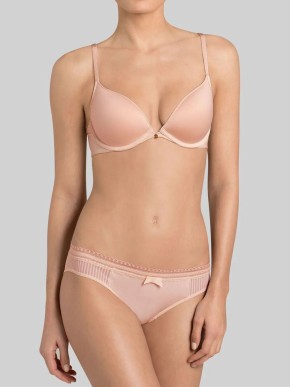 BRAS TRIUMPH BODY MAKE-UP ESSENTIALS WHU