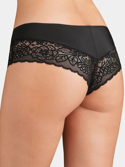 FIGI TRIUMPH AMOURETTE SPOTLIGHT